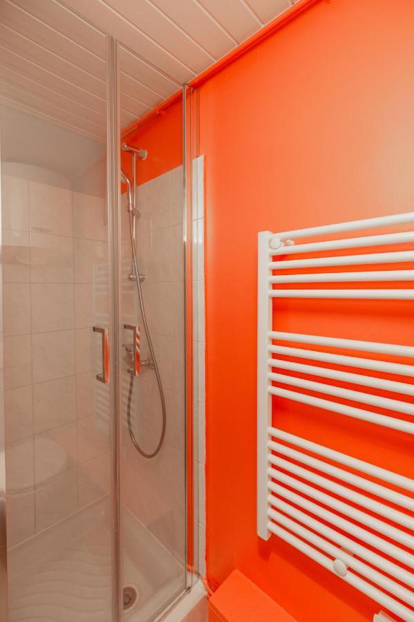 Apartment Honore Ferrandiere *